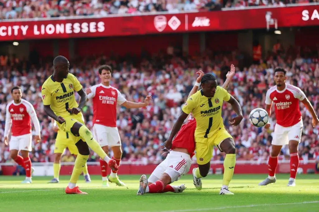 Viktor Gyokeres flatters to deceive as former star haunts Arsenal