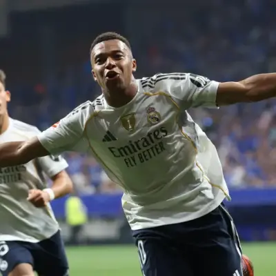 Kylian Mbappe scored twice as Real Madrid continued their perfect start to the season in La Liga with victory at Oviedo.