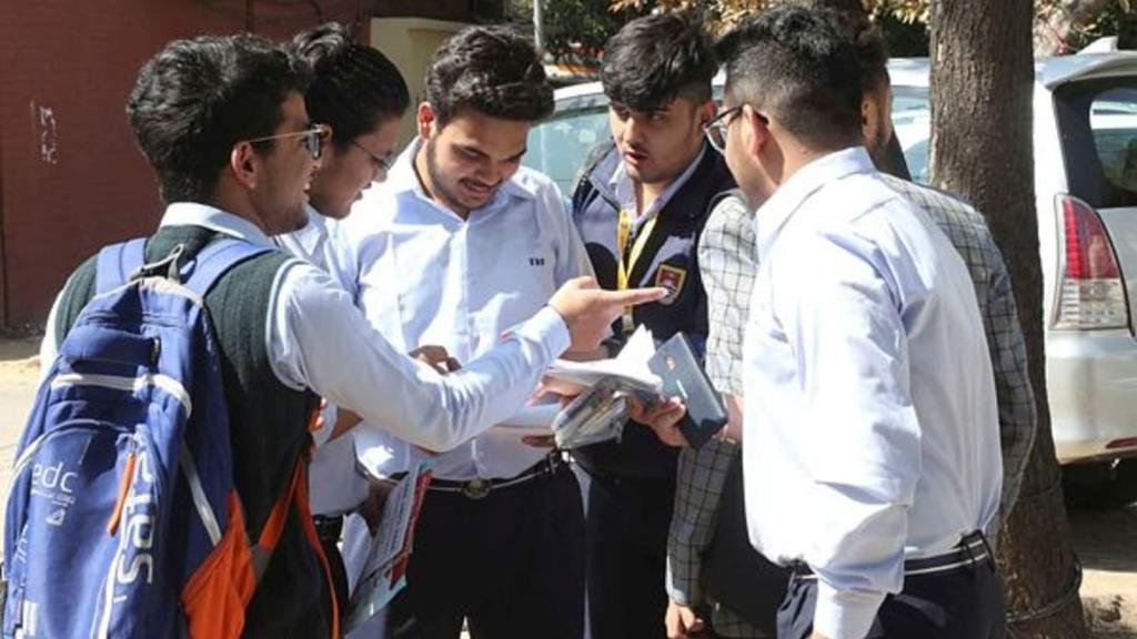 SWAYAM Courses Struggle: Under 4% Completion Rate Since 2017, Outdated Content Cited